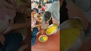 বহু প্রাচীন রটন্তি  কালী বাড়ির প্রসাদ বিতরণ #maakali #kali #worship #temple #bhog