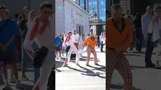 Танцы на светофоре
