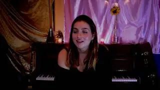 Beth Makariou Interview//Studio V