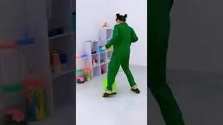 Balloon Pop Racing With Butt 