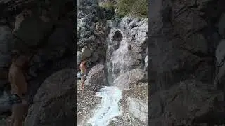 Симеиз. Родник на море после дождя.