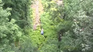Alli,zipline