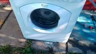Ремонт стиральной машины Hotpoint Ariston ARSL105 часть 4 сборка и тестирование.