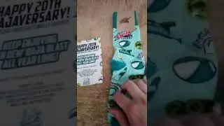 Mountain Dew Baja Blast Socks and Shoe Charms unboxing (Part 2)