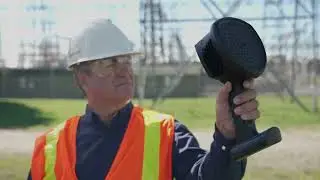 The FLIR Si124 PD | Partial Discharge Acoustic Imaging Camera Short