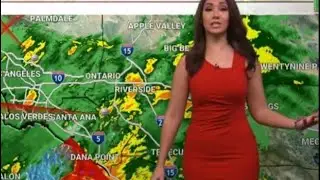 Michelle Trujillo (Hermosa Reportera del CLIMA  del sur de California us