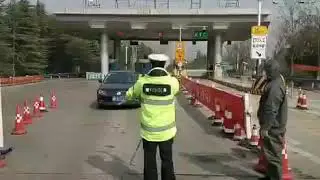 Man Tries To Escape Corona Virus Check