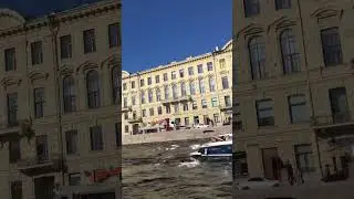 На теплоходе по Неве