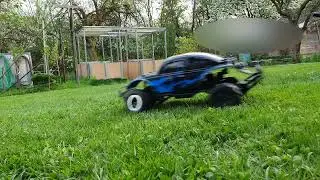 Traxxas Slash  2WD večerní pohodička na zahrádce, na houpačce