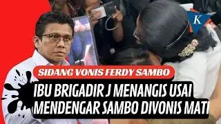 Momen Ibunda Brigadir J Nangis dan Peluk Foto Anaknya Usai Dengar Sambo Divonis Mati