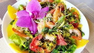 Вкусный салат с креветками и манго.Праздничный стол.