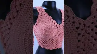 Top con espalda cubierta 