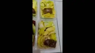 Dijamin laris manis jualan rujak bangkok ini
