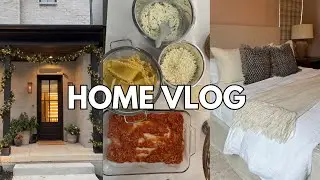 Weekly Vlog: Holiday Decorating!! Shopping the Sephora Sale, Cooking & Viral Recipe | Julia & Hunter