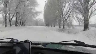 Нива по гололеду - или управляемый занос.