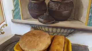 ХЛЕБ И КЕКС В РУССКОЙ ПЕЧИ .