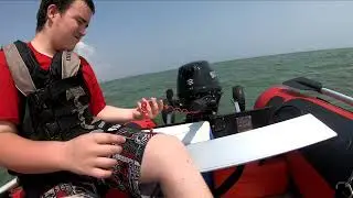 Starting the Suzuki DF20 outboard