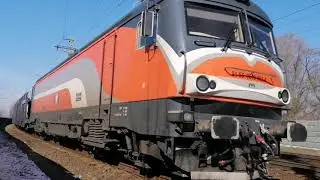 Trains in monor train station 3