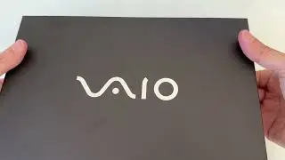 Abrindo a caixa do Tablet VAIO TL 10 com a capa teclado