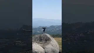 Handstand Among Giants 🌬️🪨 #calisthenics #acrobatics #challenge