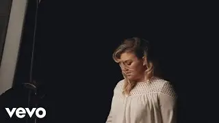 Kelly Clarkson - Piece By Piece (Behind the Scenes)