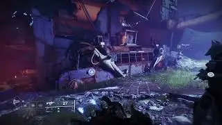 They Added the FORTNITE battle bus to Destiny 2????