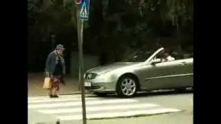 бабушка жжот