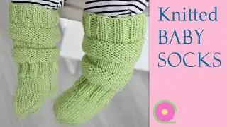 Knitting baby socks that stay on