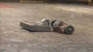 Robogames 2018 - Uppercut vs Railgun S