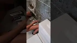 Как влезть в БИДЕ LAUFEN? И что теперь делать? СРАМОТА 