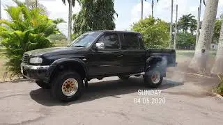 Mazda B2500 Burnout.