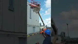 Manipulator handling large fire extinguishing system