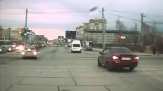 Выезд на красный на перекрестке