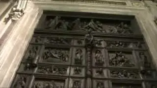 из чего состоят двери Исаакиевского собора