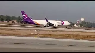 Thai airways landing