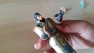 ОБЗОР ФИГУРКИ RAIDEN ОТ MEZCO.