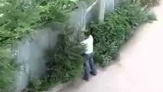 Schlecht gelaunt? Kopf an die Wand.