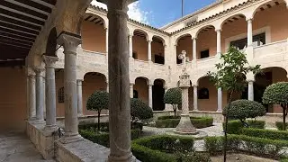 Descubre bonitos pueblos y ciudades del interior de Alicante. 