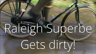 The best Raleigh Superbe bike ride video yet! Muddy English countryside lanes on a 3-speed in tweed!
