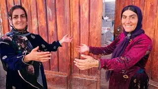 Exploring the Nomadic Lifestyle: Reuniting Two Homeless Friends