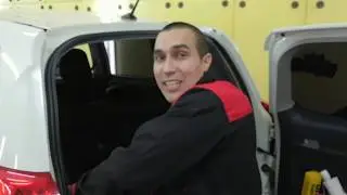 Как снять задний фонарь на Toyota Rav 4
