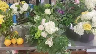 Online floral classes    how to arranging flowers in a vase