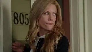 Grimm 03x21 Adalind go to Nick's house to steal some of Julliete's things.