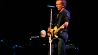 Bruce Springsteen ~ Racing In the Street (8-30-08)