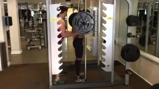mondaymotivation #mondaymotivation 245lbs for 6! 1st heavy Leg day this month #girlpower L