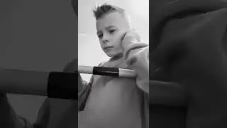 устроелся