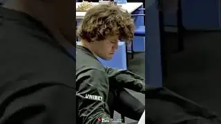 Why did Magnus Carlsen SMILE? 