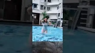 abg berenang seksinya