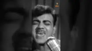 Aao Twist Kare 🕺🏻🕺🏻Bhoot Bangla (1965) | Mehmood, Tanuja | Manna Dey #ytshorts #oldhindisongs