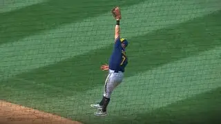 Brewers' Sogard makes spectacular catch to rob hit from Rizzo | Cubs vs. Brewers Highlights 8/15/20